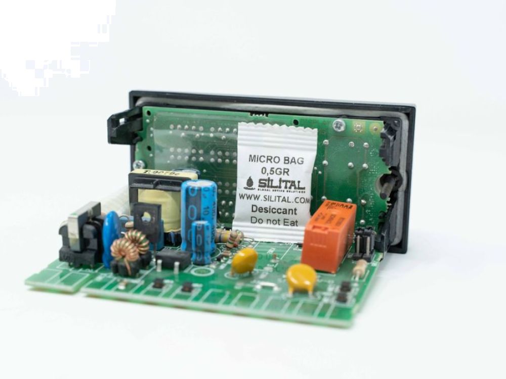 Electronics: protect components from moisture